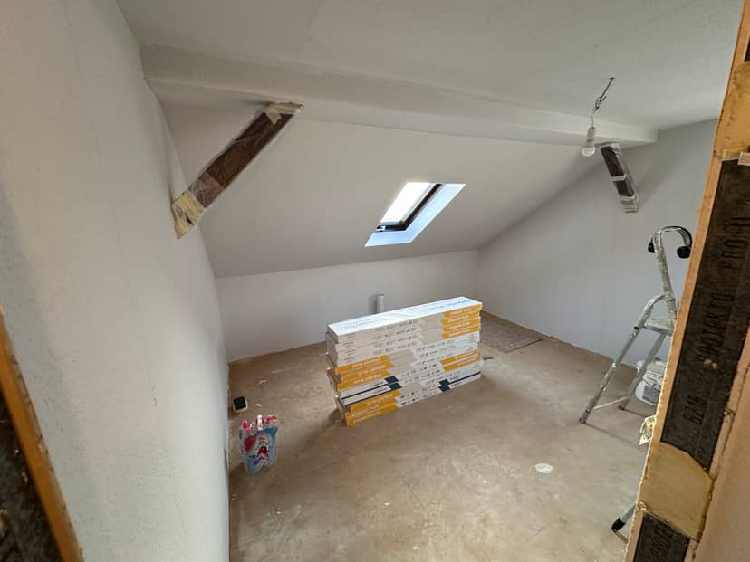 M15 DG Wohnung – Renovierungsphase