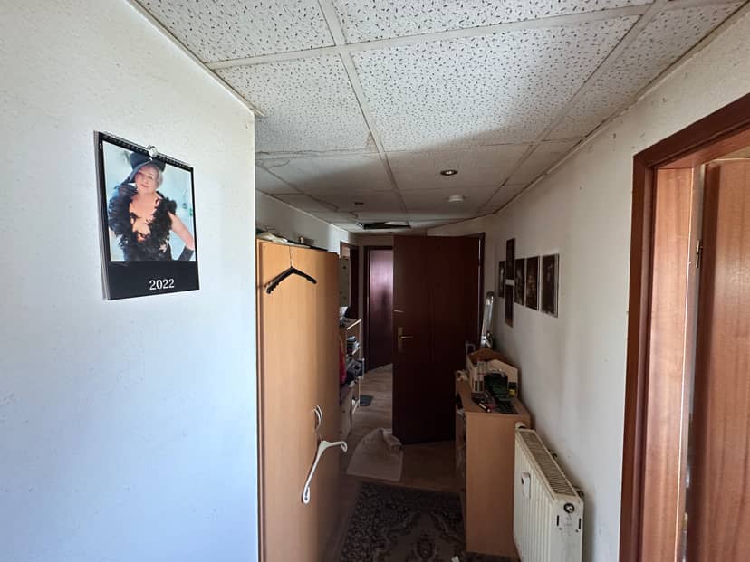 M15 DG Wohnung – Vorher