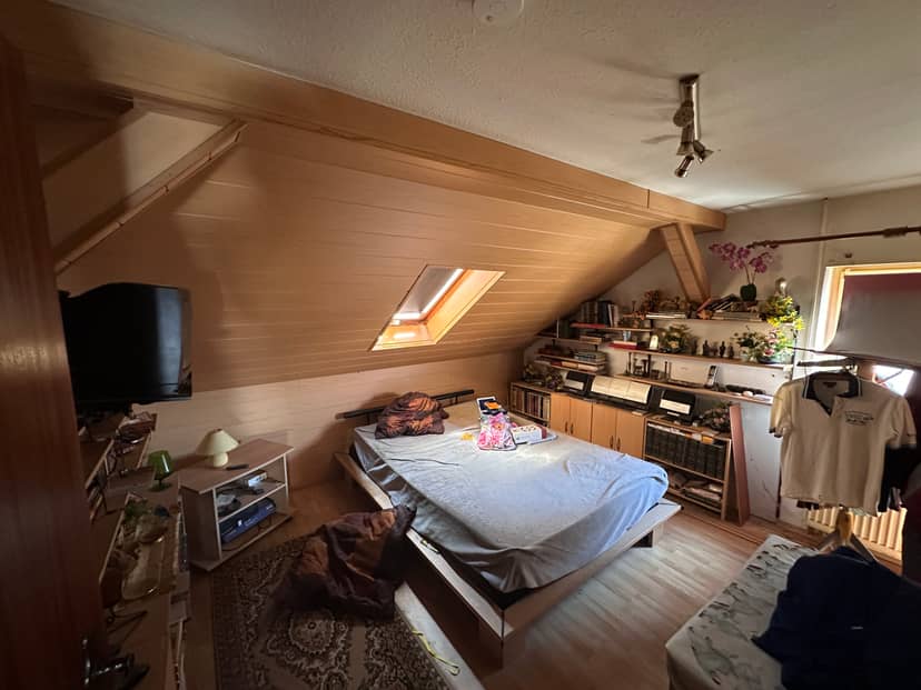 M15 DG Wohnung – Vorher