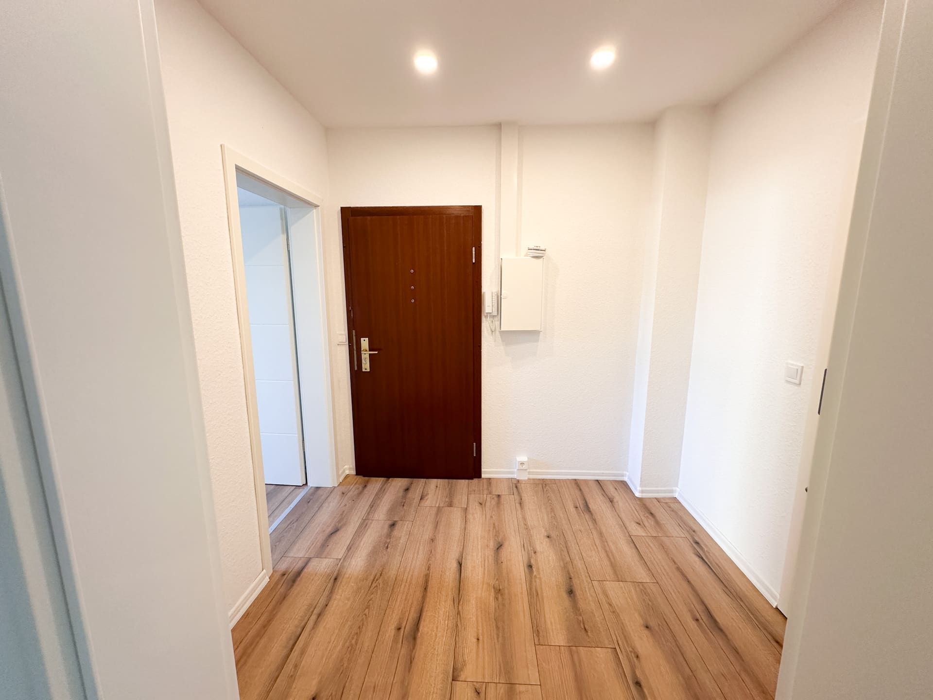KKH20 3 Zimmer - Messi - Wohnung