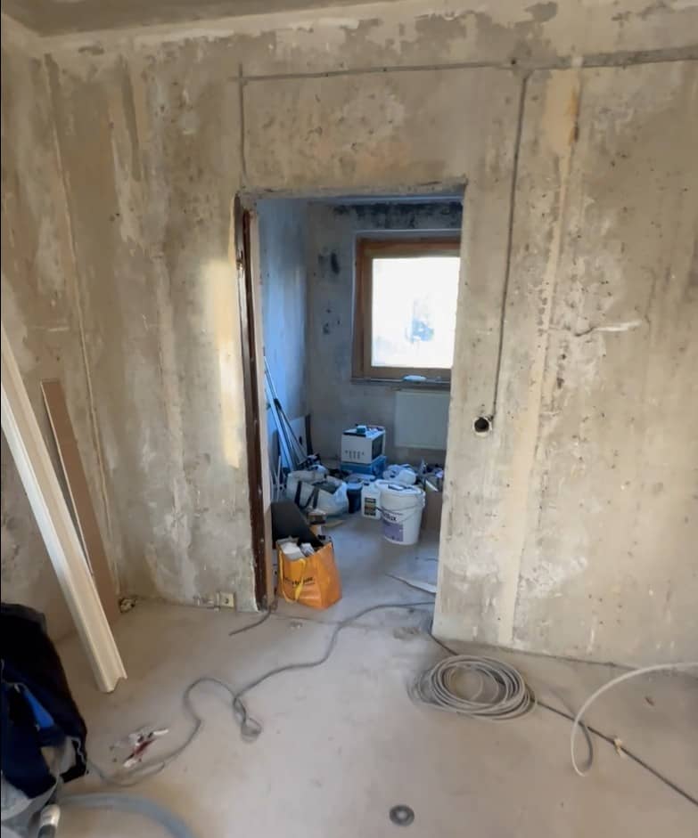 KKH20 3 Zimmer - Messi - Wohnung – Renovierungsphase