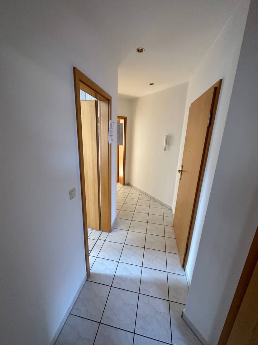 J6 - 2-Zimmer-Wohnung – Vorher