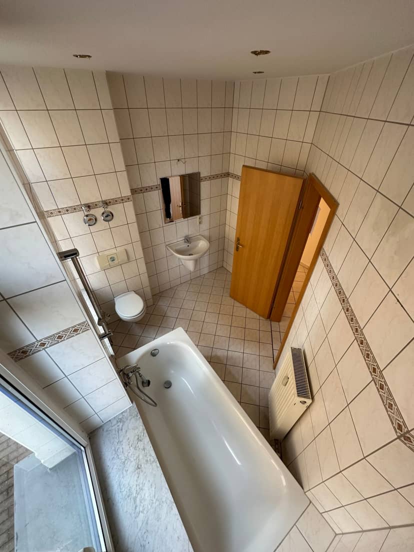 J6 - 2-Zimmer-Wohnung – Vorher