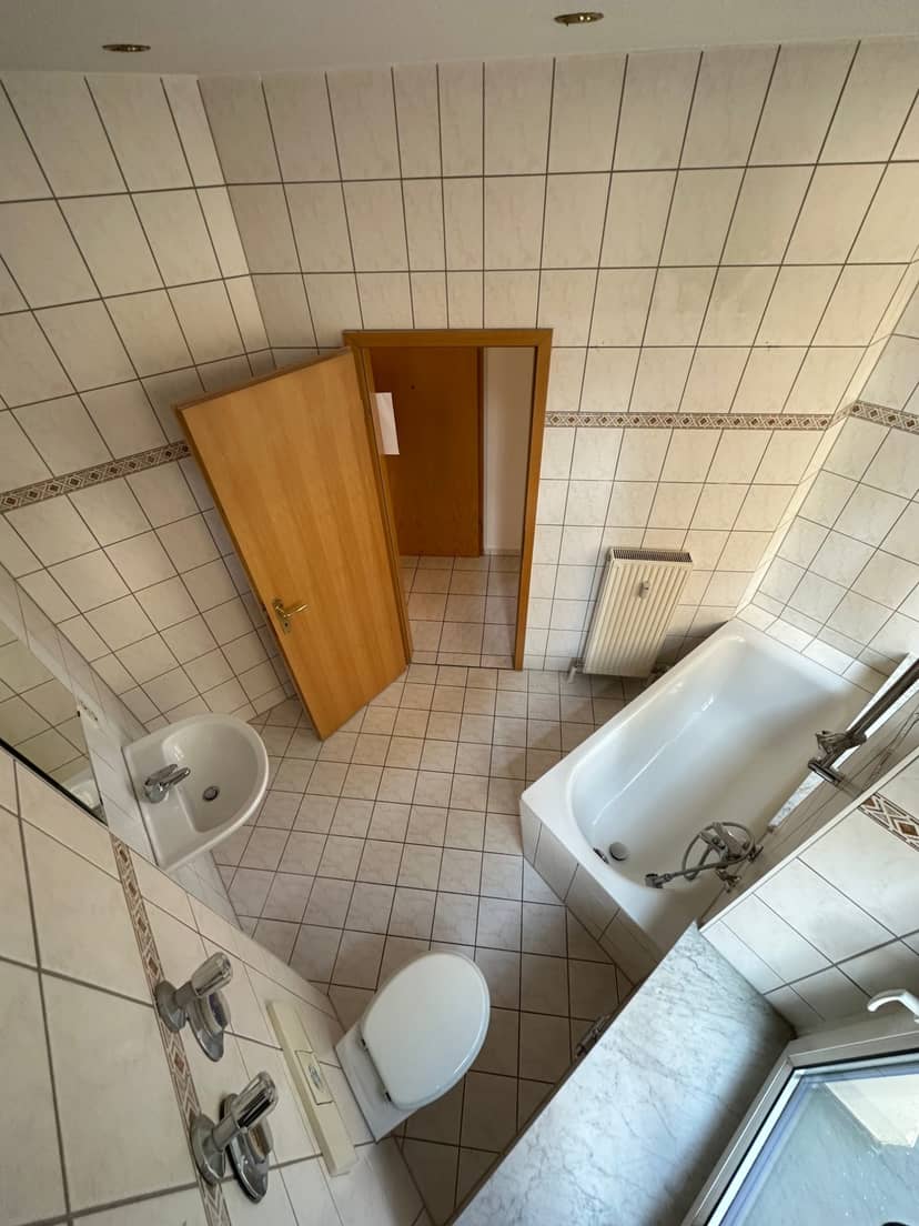 J6 - 2-Zimmer-Wohnung – Vorher