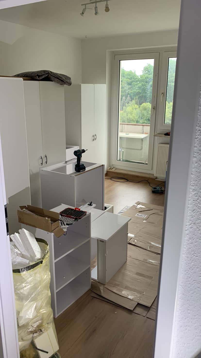 S5 3 Zimmer Etagen Wohnung – Renovierungsphase