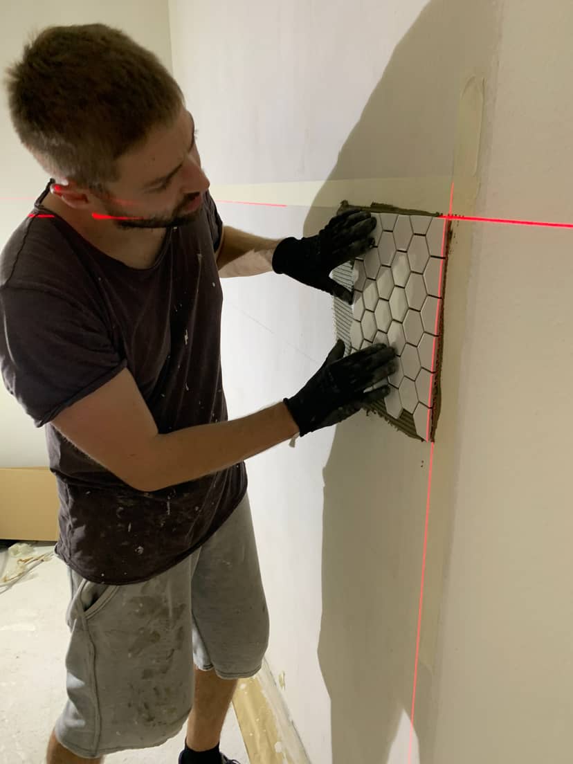 S5 3 Zimmer Etagen Wohnung – Renovierungsphase