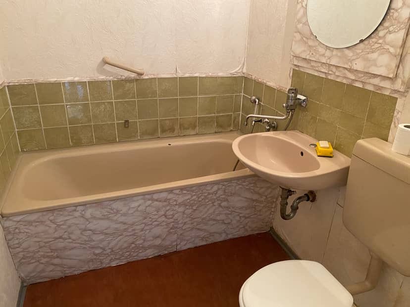 S5 3 Zimmer Etagen Wohnung – Vorher