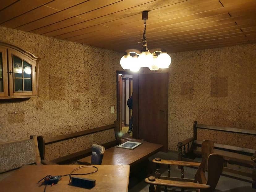 S145 - 3 Zimmer DG Wohnung – Vorher